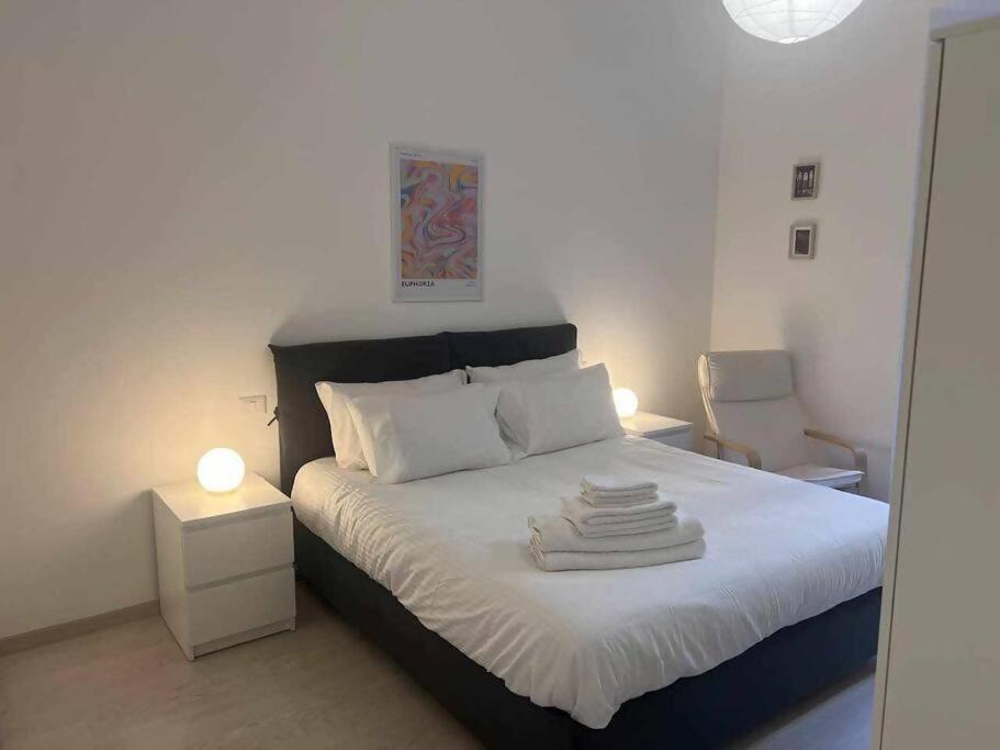 Modern Apartment In Monteverde Rome Bagian luar foto